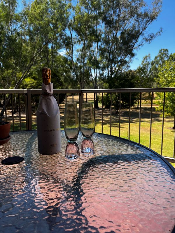 Balcony with views over the grounds at Murray Bank